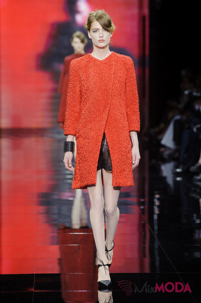 Giorgio-Armani-Prive-Haute-Couture-Fall-2014-38